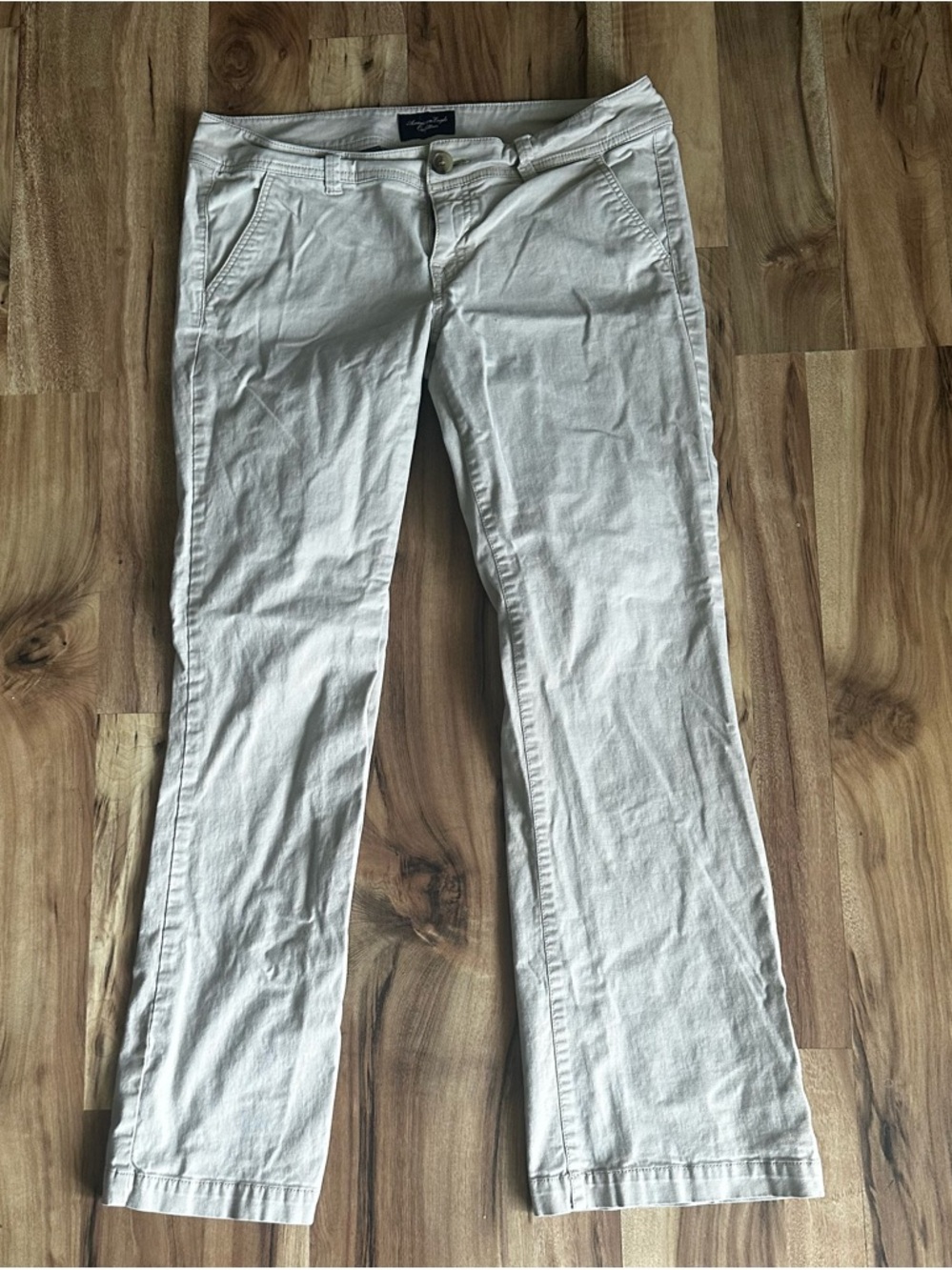 American Eagle Outfitters Light Beige Straight-Leg Chino Pants